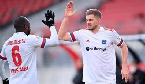 SHR轻取DK，Bin操刀奇招英雄翻盘焦点之战2025世界赛，让粉丝疯狂欢呼