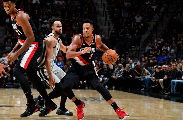 爵士完胜马刺,麦科勒姆扛起全队 爵士完胜马刺,麦科勒姆扛起全队