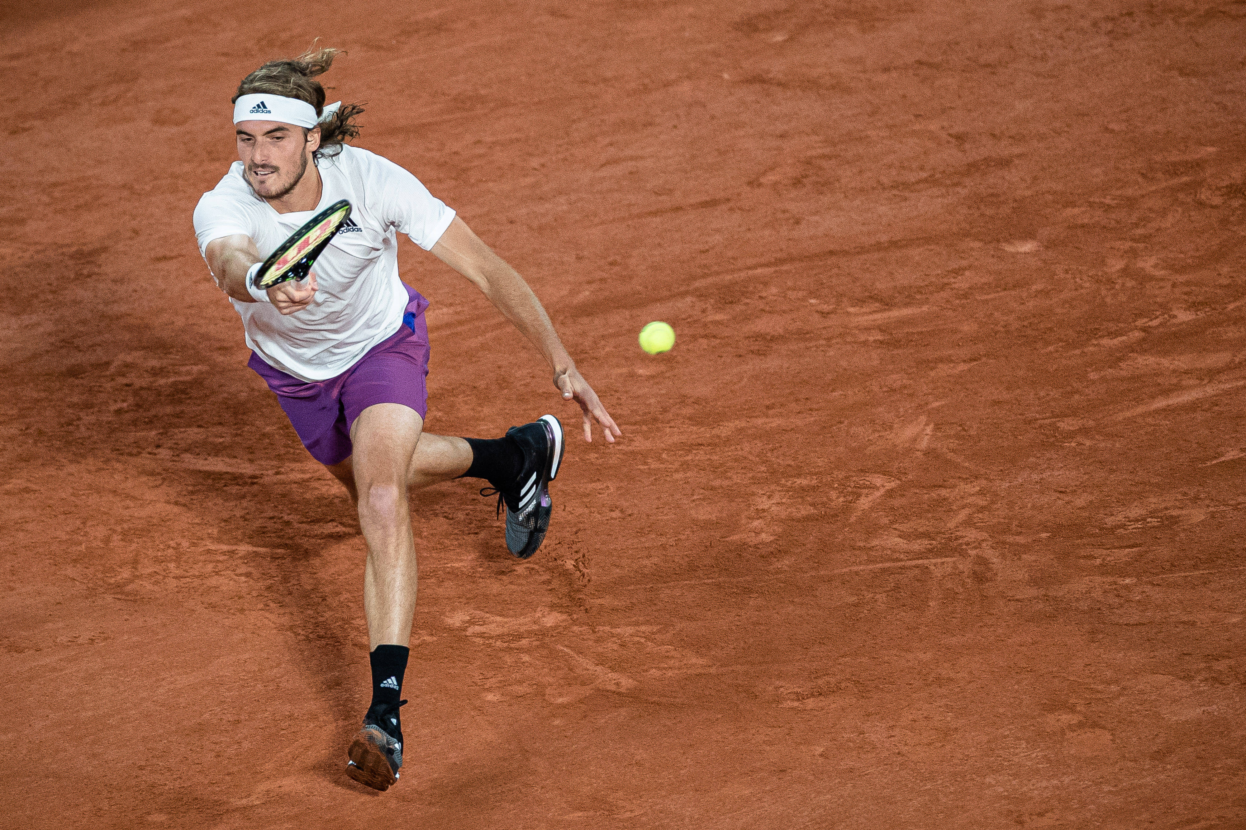 法网翻盘ATP总决赛,西西帕斯扛起全队 法网翻盘ATP总决赛,西西帕斯扛起全队